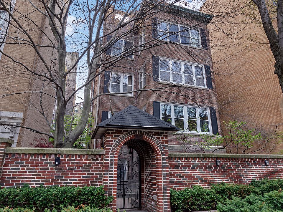 1st image of 919 W Carmen Ave #2D