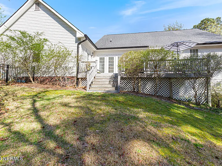 2 Lenoir Ct — Photo 32