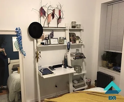 Rented by EXR | media 20