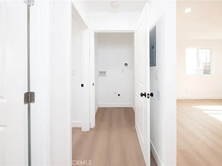 5741 S Saint Andrews Pl #1/2 — Photo 10