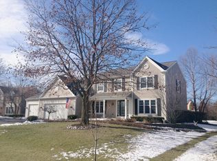 304 Churchill Ct, Dundee, IL