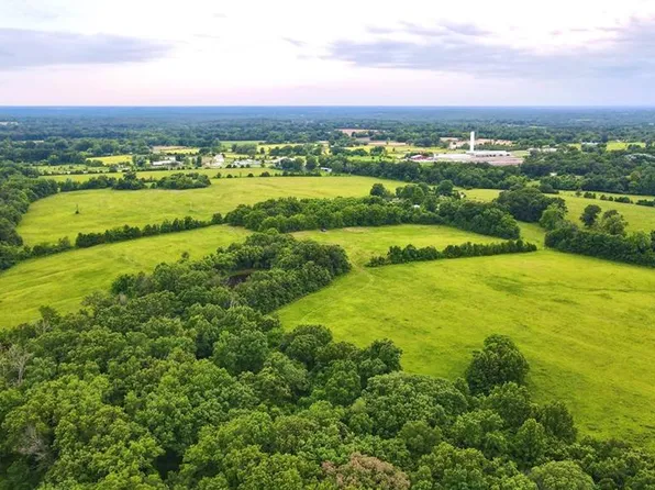 1031 SE 300th Rd, Clinton, MO 64735