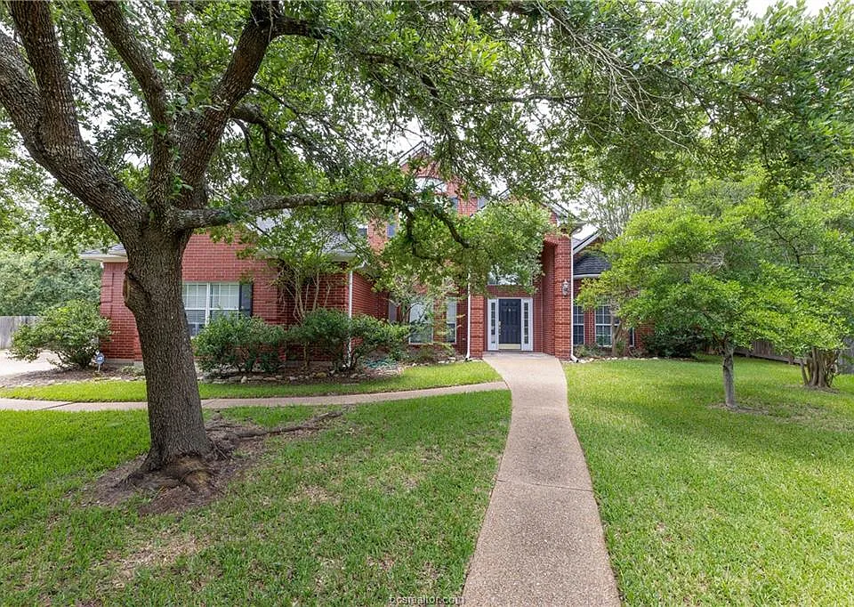 4601 Valley Brook Cir