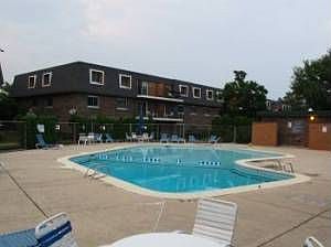 1st image of 3221 W Parkway Dr APT 22C