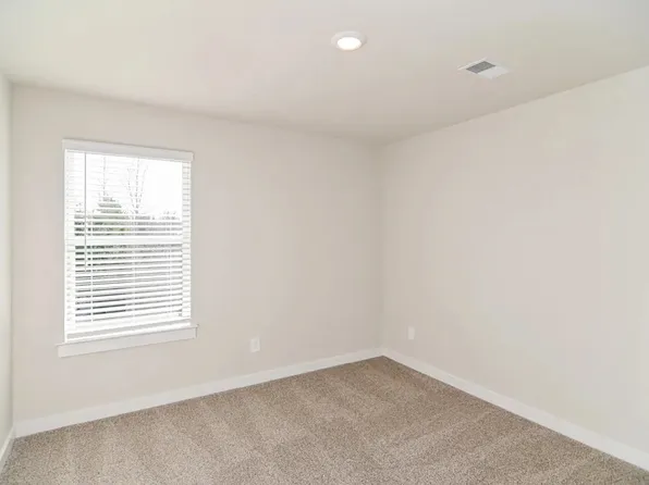 1119 Bluffton Cir, Clarksville, TN 37043