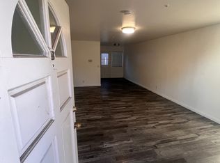 7360 Valley View Ave #B, Whittier, CA 90602