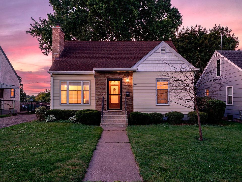 1st image of 986 Galvin Ave