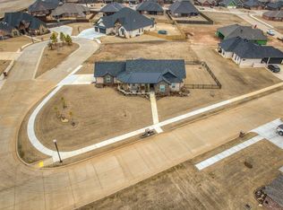 1514 Strawberry Flds, El Reno, OK 73036