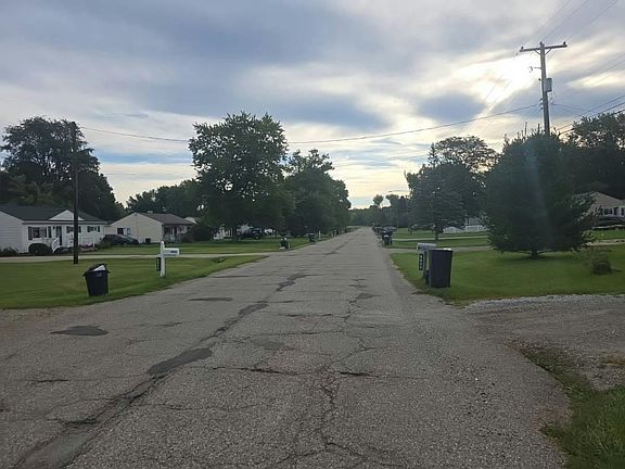 5th image of 6032 Hopkins Rd