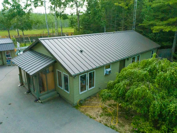 7240 Belfair Dr, Presque Isle, MI 49777