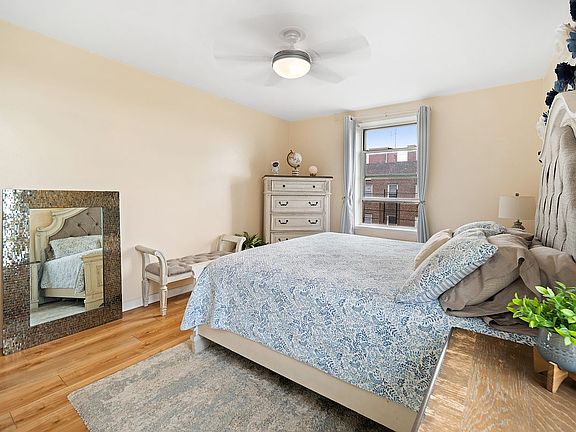5th image of 3420 Avenue N #P
