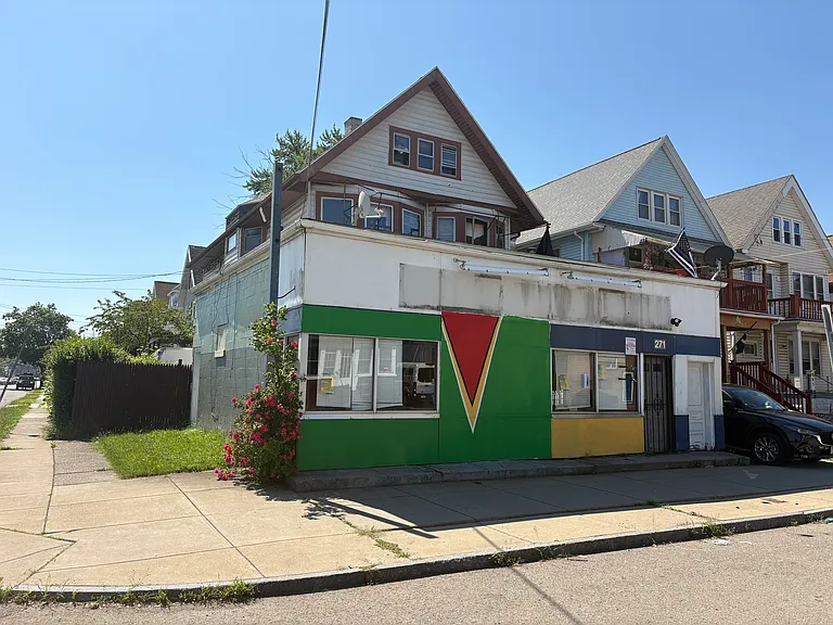 271 Ontario St #STOREFRONT — Photo 6
