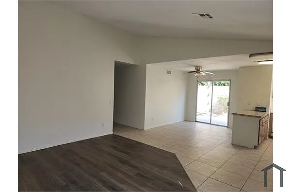 Building Photo - 32752 Cathedral Canyon Dr #2