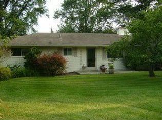 31789 Staman Cir, Farmington Hills, MI 48336
