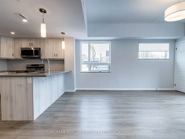 3998 Victoria Ave #111 — Photo 3