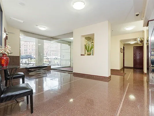 Sold by Keller Williams Realty Landmark | media 31