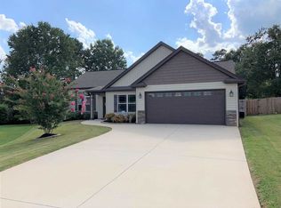 636 Melrose Park Ln, Moore, SC 29369