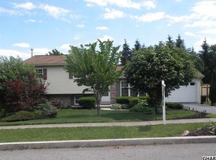 928 Woodridge Dr, Enola, PA 17025