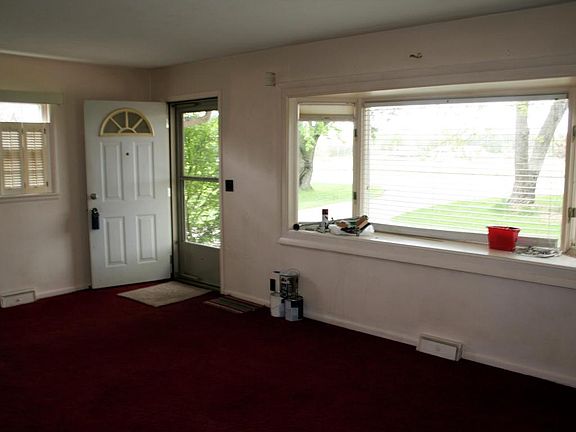 2nd image of 2330 E Napier Ave