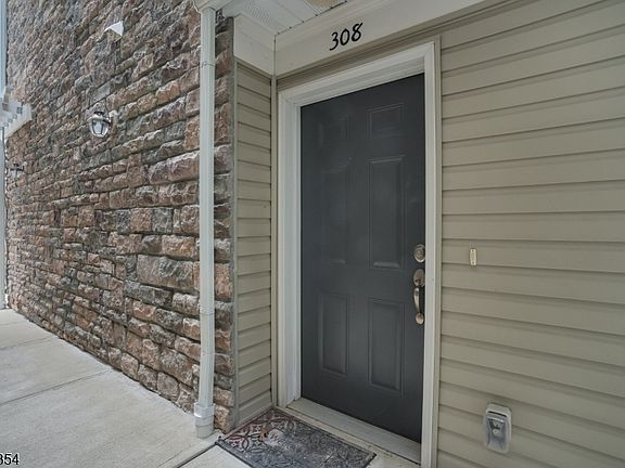 3rd image of 308 Rotando Way