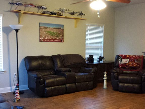 2nd image of 2446 Redford Dr