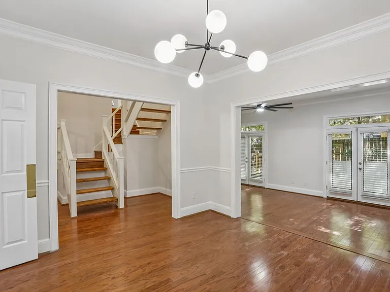 1536 Oak Grove Rd — Photo 18