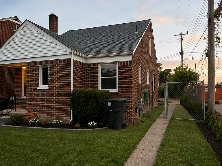 16889 Murray Hl — Photo 3