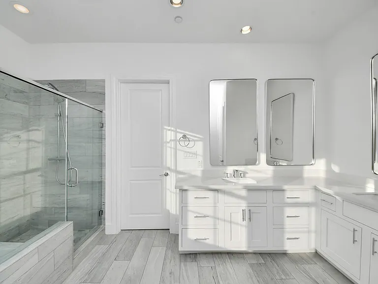 4005 Woodshire Village Est — Photo 26