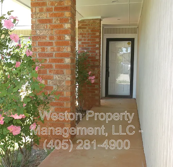503 Elmcrest Dr — Photo 3