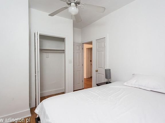 2nd image of 611 W Arlington Pl #1712