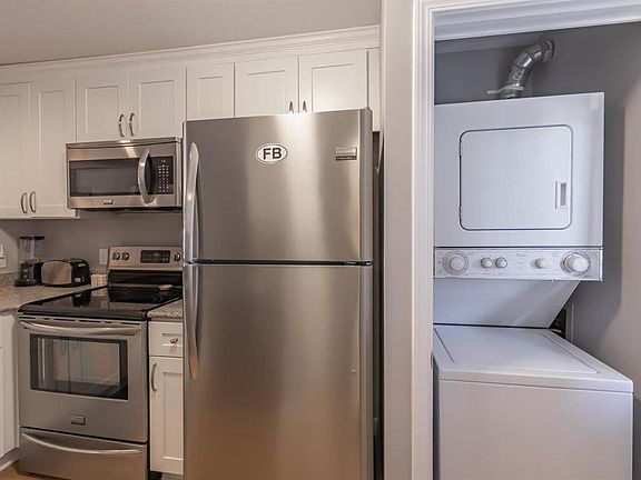4th image of 50 W Mariners Cay Dr