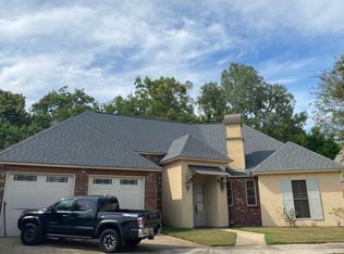 2449 Creekwood Dr, Baton Rouge, LA 70808