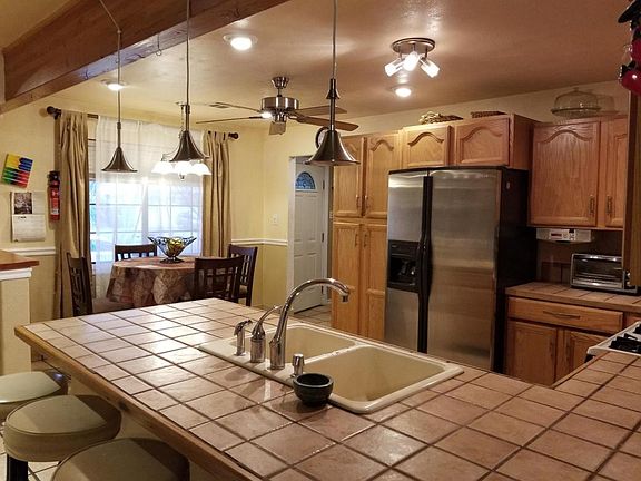 4th image of 704 Norland Dr