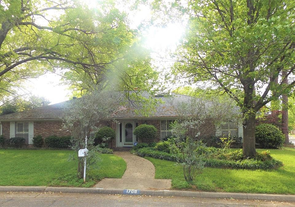 1st image of 1708 Paisley Dr
