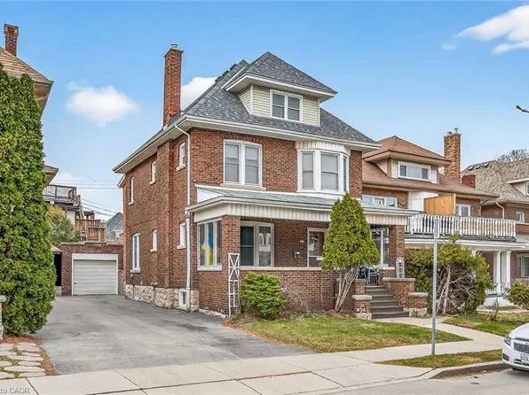 96 Barnesdale Blvd, Hamilton, ON L8M 2V6