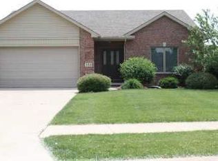 554 Rose Crest Blvd, Monroe, MI 48162