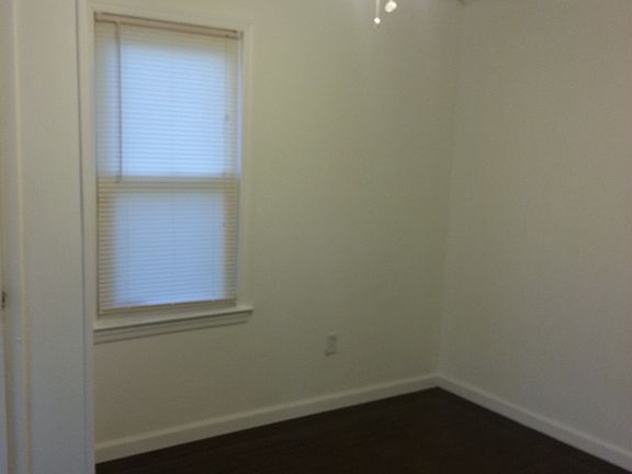 4th image of 1141 Central Ave