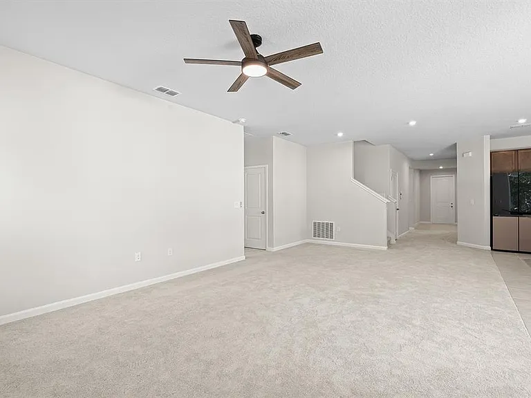 2964 Slough Creek Dr — Photo 8