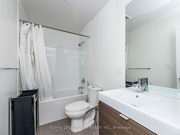 3rd image of 62 Forest Manor Rd #2302