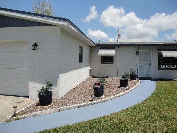 5th image of 2631 N Beaumont Ave