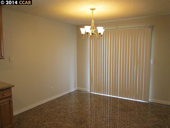4th image of 866 Serrana Ct