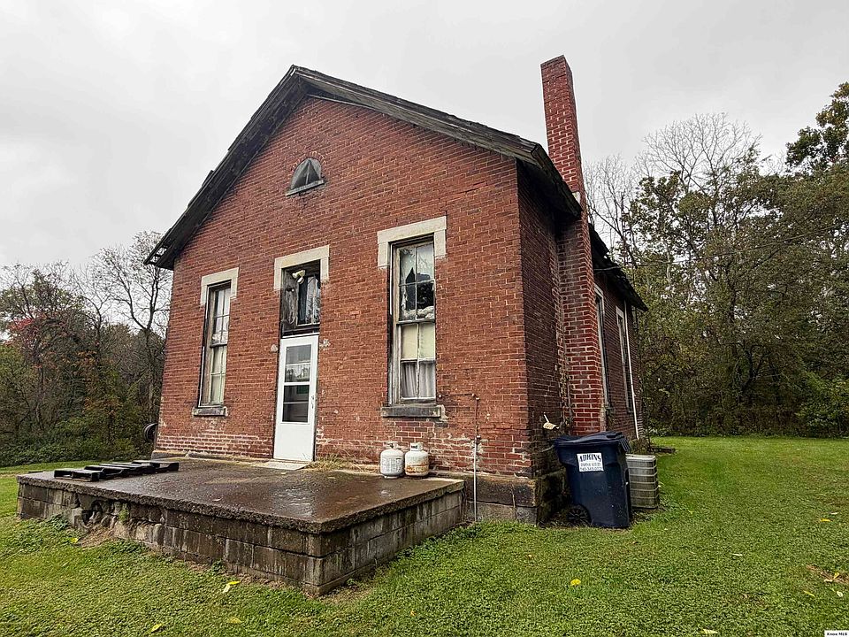 1st image of 2280 Brownsville Rd