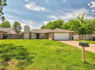 12514 SW 3rd St, Yukon, OK 73099