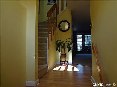 4th image of 100 Iron Oak Cir