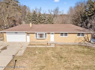 1448 Primrose Ln, Dewitt, MI 48820