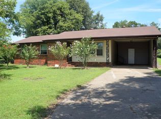 1020 W Lake St, Manila, AR 72442