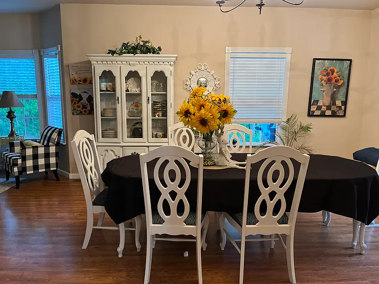 11950 Oak Hills Dr — Photo 5