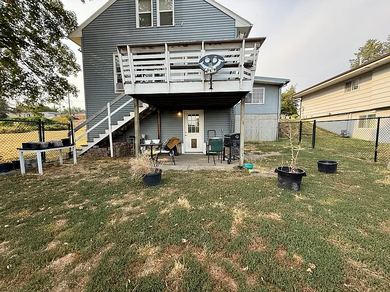515 NW Irving St #A — Photo 33
