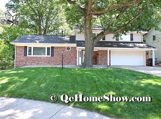 1104 36th Street Ct, Moline, IL 61265