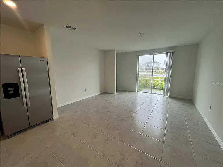 3889 Giorgio Dr — Photo 8